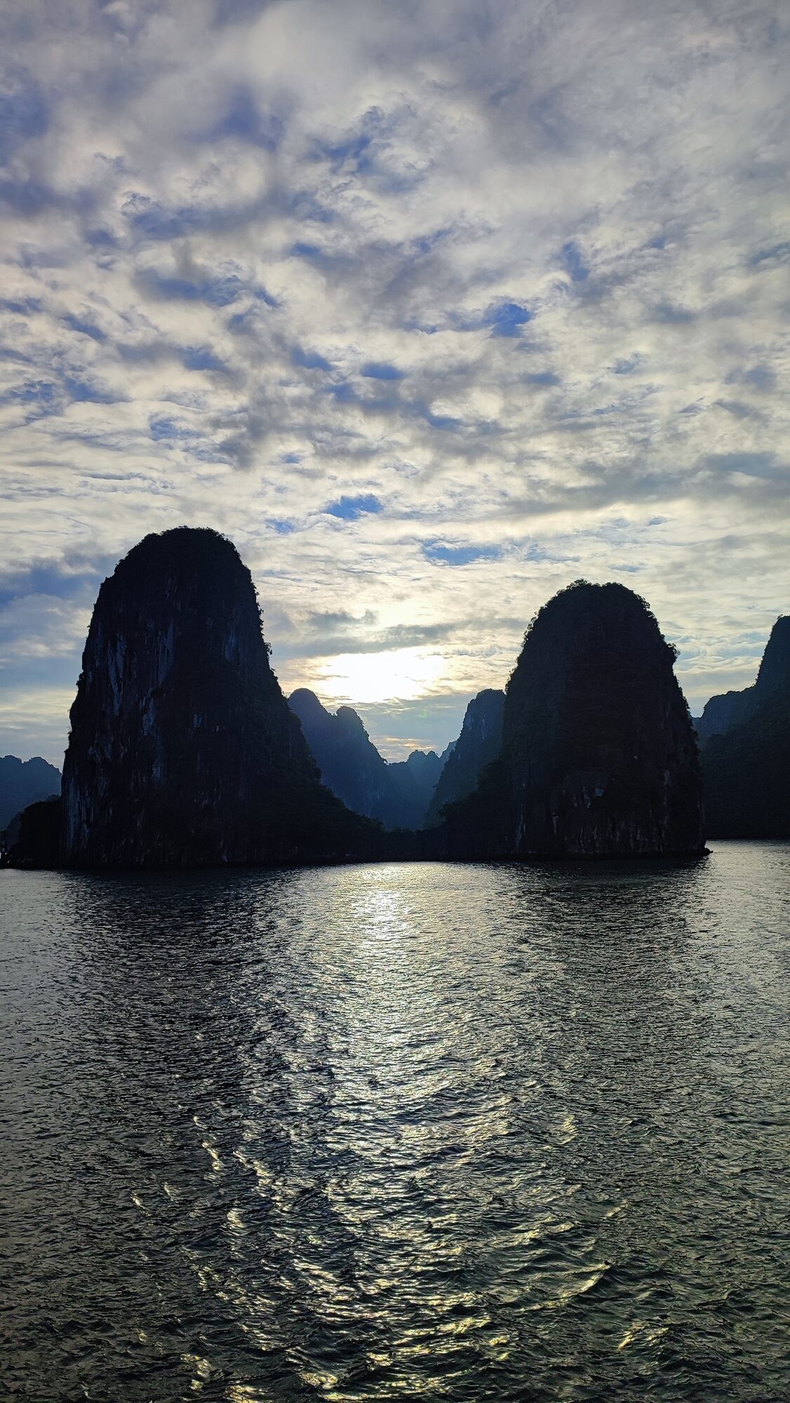 Islands Like Punctuation Marks